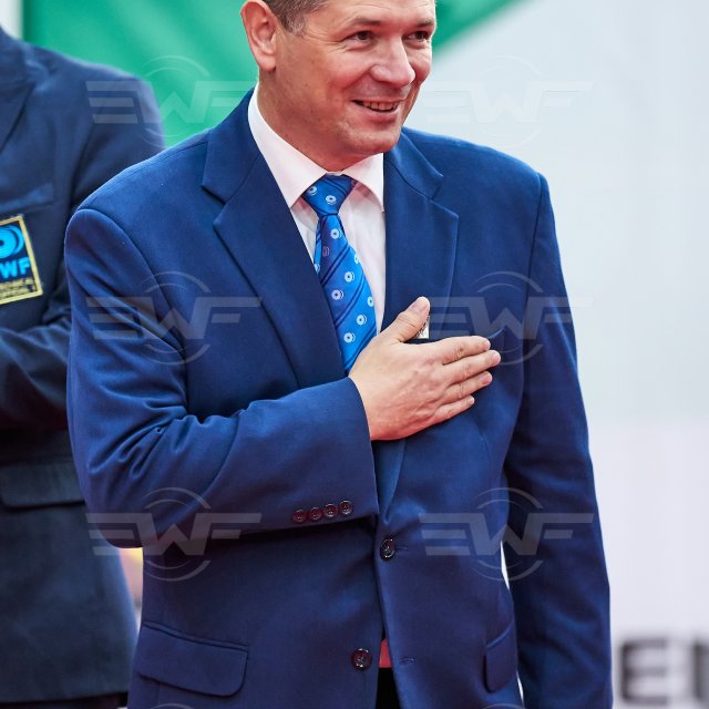 JR_M73B_1NC3021.jpg