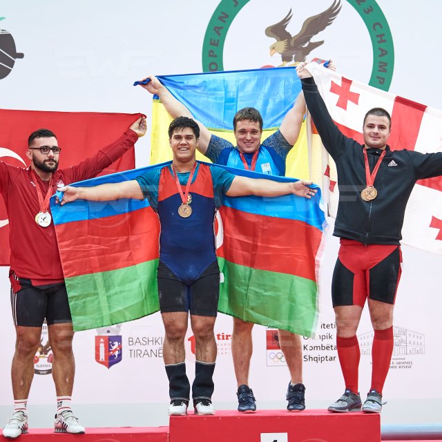TOTAL_PODIUM_JR_M109A_1NC2285.jpg